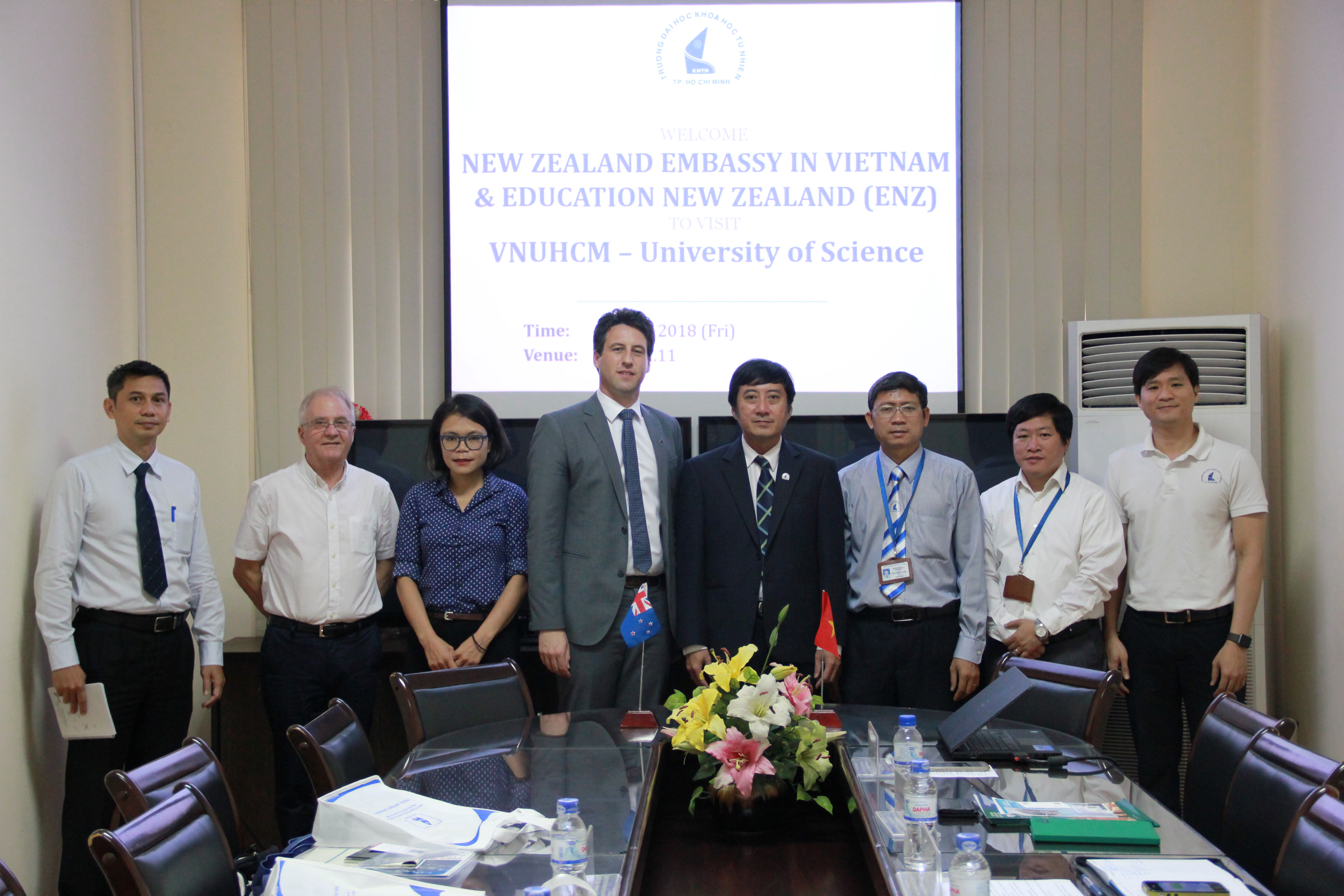 Phó Đại sứ New Zealand thăm Trường ĐH KHTN, ĐHQG-HCM