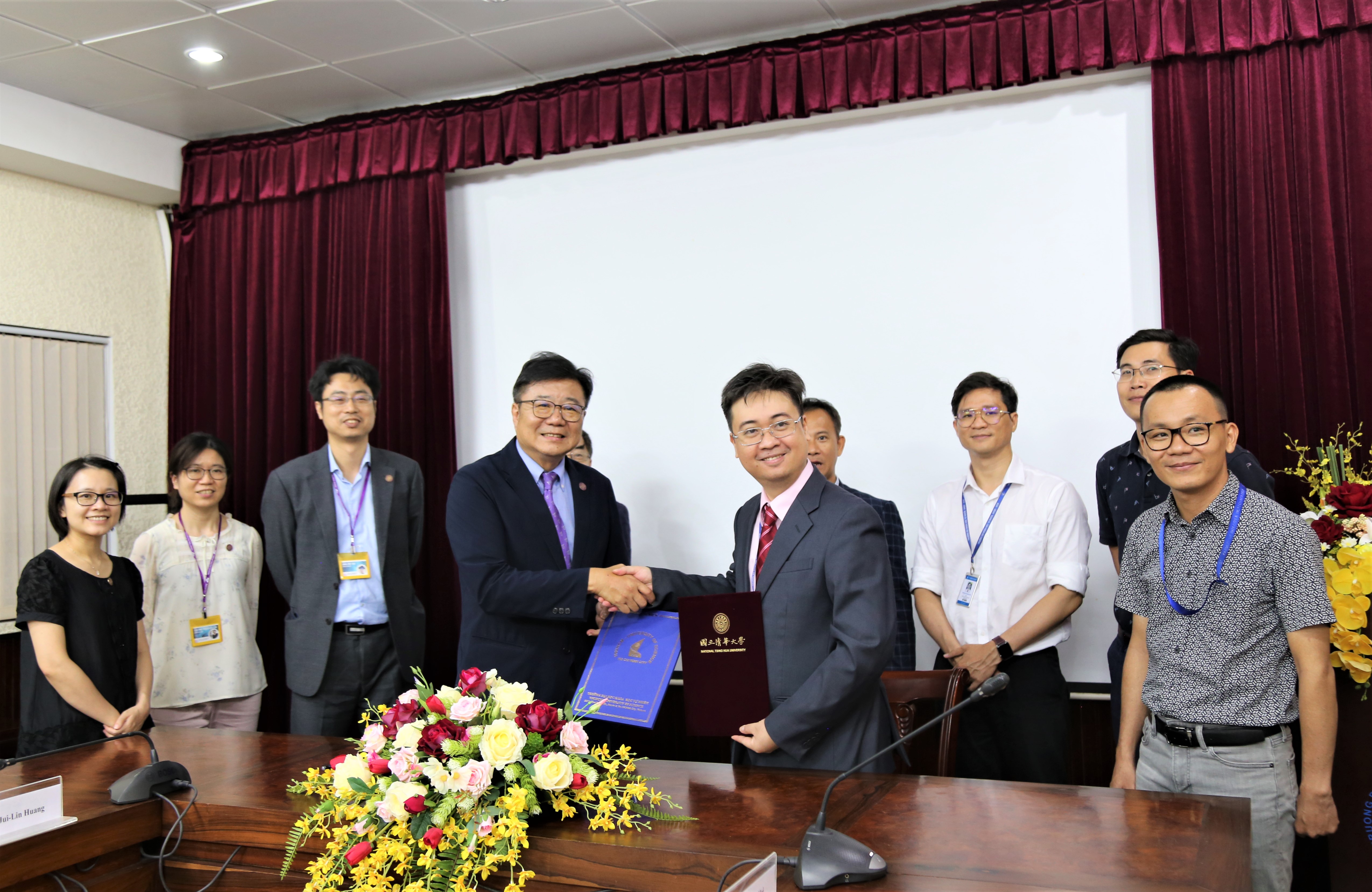 Lễ ký kết thỏa thuận hợp tác với Trường Đại học Thanh Hoa, Đài Loan (Trung Quốc) 