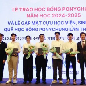 05 SINH VIÊN TRƯỜNG ĐẠI HỌC KHOA HỌC TỰ NHIÊN NHẬN HỌC BỔNG PONY CHUNG 2024