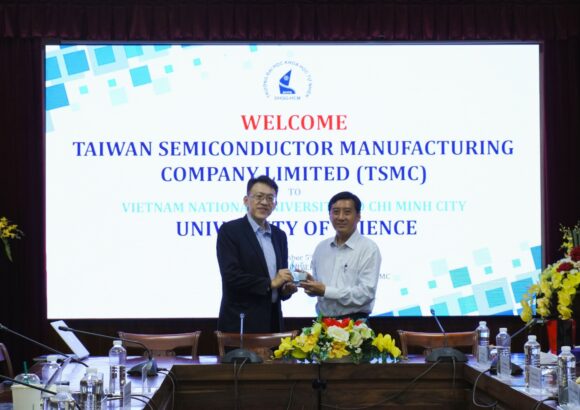 TRƯỜNG ĐẠI HỌC KHOA HỌC TỰ NHIÊN LÀM VIỆC VỚI TẬP ĐOÀN SẢN XUẤT CHẤT BÁN DẪN TSMC, ĐÀI LOAN