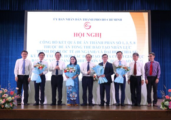 TRƯỜNG ĐẠI HỌC KHOA HỌC TỰ NHIÊN THAM GIA ĐỀ ÁN ĐÀO TẠO NHÂN LỰC TRÌNH ĐỘ QUỐC TẾ NGÀNH TRÍ TUỆ NHÂN TẠO