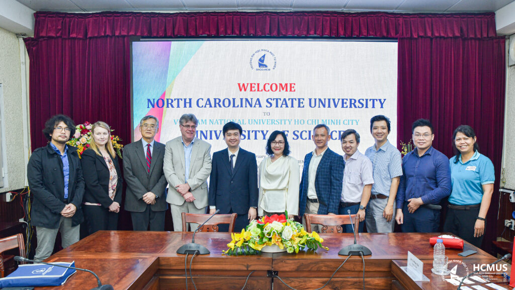 Đón tiếp đoàn đại biểu North Carolina State University