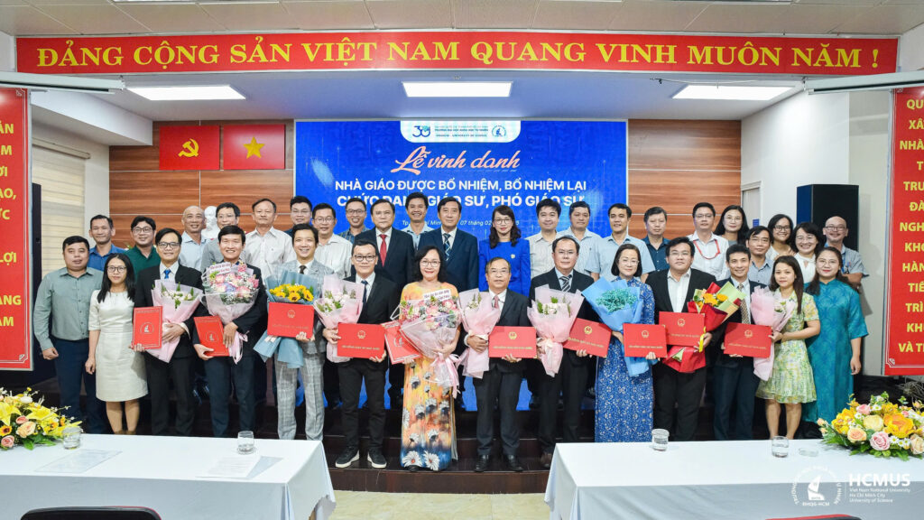 VINH DANH NHÀ GIÁO ĐƯỢC BỔ NHIỆM, BỔ NHIỆM LẠI CHỨC DANH GIÁO SƯ, PHÓ GIÁO SƯ