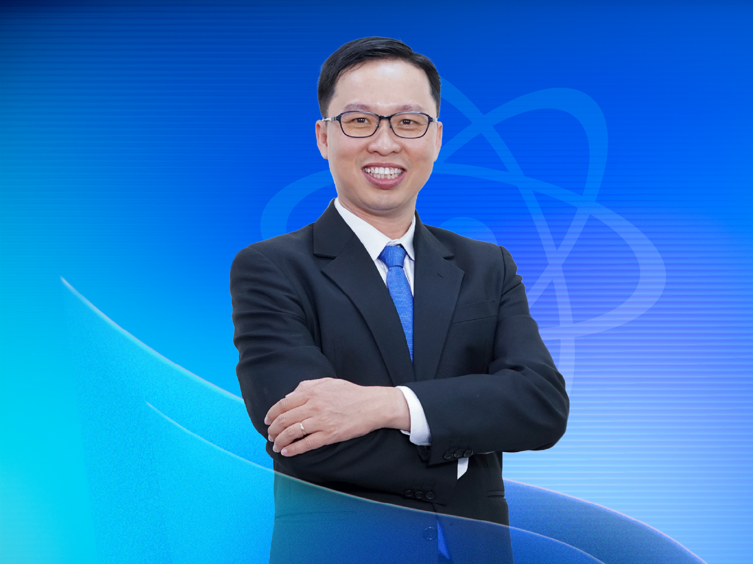 THS. VĂN CHÍ NAM