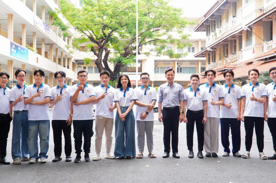 100% sinh viên Trường ĐH KHTN đạt giải tại Olympic Hóa học Sinh viên toàn quốc lần thứ XII – năm 2025