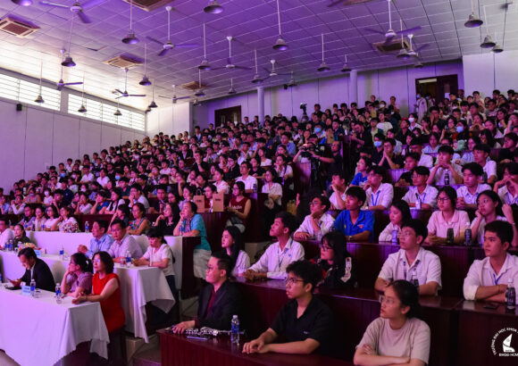 Giao hưởng tuổi trẻ số 5: Khi âm nhạc hàn lâm chạm đến giảng đường đại học