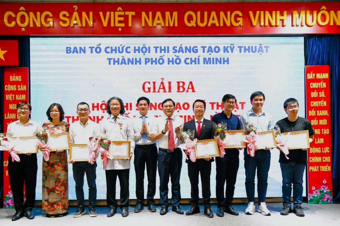 Trường Đại học Khoa học tự nhiên, ĐHQG-HCM ghi dấu ấn tại Hội thi Sáng tạo Kỹ thuật TP.HCM lần thứ 28 năm 2025