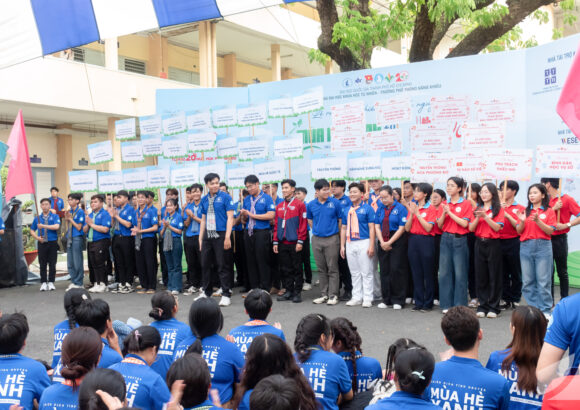 Hơn 450 học sinh, sinh viên sẵn sàng cho Học kỳ của những trái tim tình nguyện