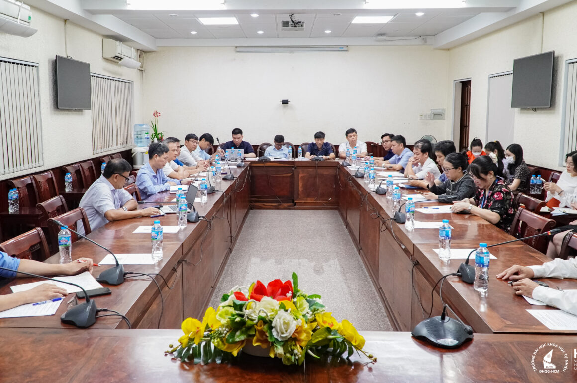 Trường Đại học Khoa học tự nhiên khẳng định vị thế chất lượng giáo dục thông qua kiểm định quốc tế
