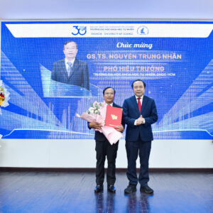 Trao quyết định bổ nhiệm Phó Hiệu trưởng Trường Đại học Khoa học tự nhiên