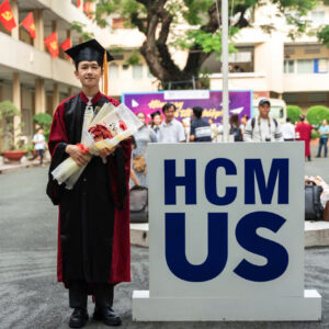 Tốt nghiệp xuất sắc ngành Trí tuệ nhân tạo, nam sinh “đi trễ một năm” trở thành thế hệ kỹ sư tiên phong