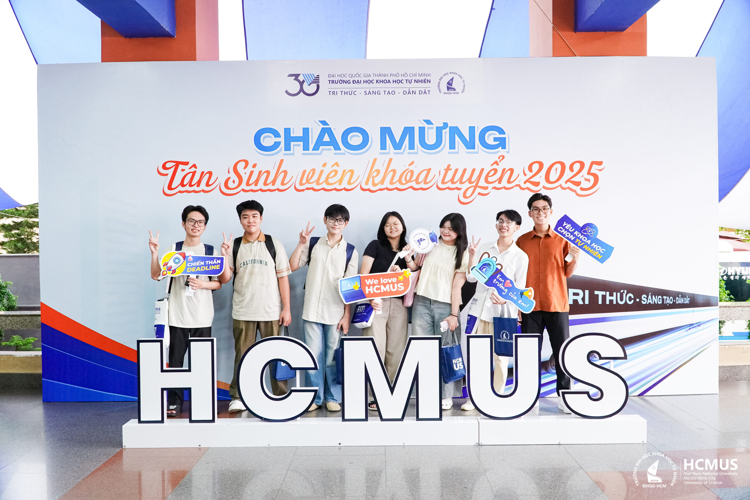 Hình 2
