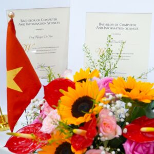 Lễ tốt nghiệp cử nhân chương trình liên kết quốc tế năm 2025