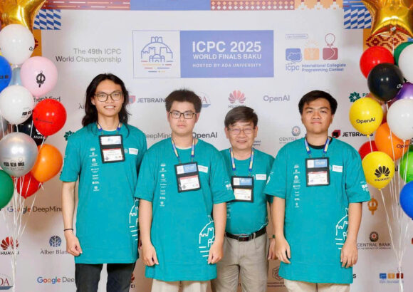 HCMUS-AtCoder đạt thành tích xuất sắc tại ICPC World Finals 2025