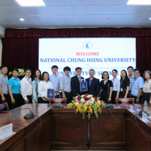 2 Trường Đại học Khoa học tự nhiên đón tiếp đoàn Đại học Quốc gia Chung Hsing (Đài Loan)