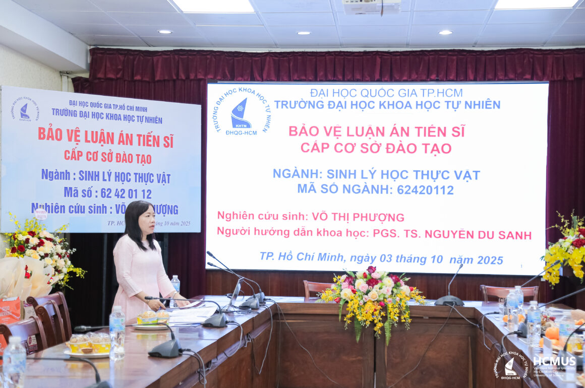 IMG_7169 Buổi bảo vệ luận án tiến sĩ của NCS. Võ Thị Phượng về Nghiên cứu sự tạo và tăng trưởng củ cỏ Năng kim