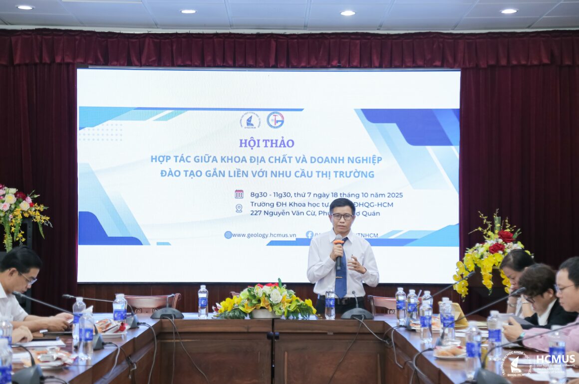 IMG_7305 Khoa Địa chất tăng cường hợp tác với doanh nghiệp, gắn đào tạo với nhu cầu thị trường
