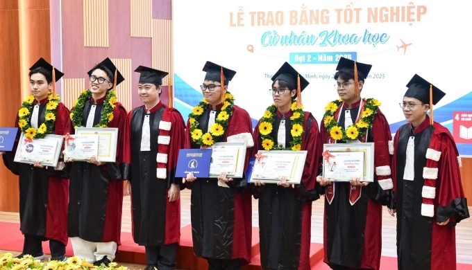 Những sinh viên đầu tiên tốt nghiệp ngành Trí tuệ nhân tạo