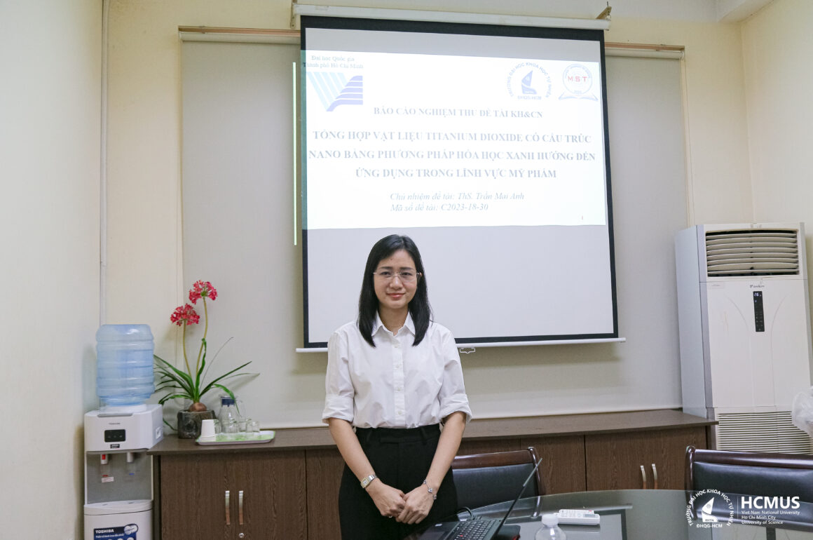 Nghiệm thu đề tài KH&CN cấp ĐHQG-HCM về Vật liệu Nano ứng dụng trong mỹ phẩm bằng phương pháp Hóa học xanh