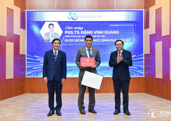 Từ ước mơ kéo điện về làng quê nghèo đến hành trình khoa học “không từ bỏ”