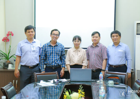 Nghiệm thu đề tài cấp ĐHQG: “Nghiên cứu cấu trúc dị thể màng 2D Ag/TiO₂ ứng dụng phát hiện crystal violet ở nồng độ thấp bằng phương pháp quang phổ Raman”