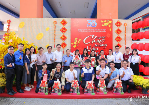 Ấm áp các hoạt động chăm lo Tết Nguyên đán Bính Ngọ dành cho sinh viên