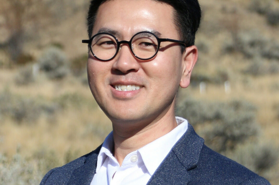 image Cơ sở giáo dục đại học, viện nghiên cứu phải trở thành “đầu mối” kết nối trí thức Việt toàn cầu