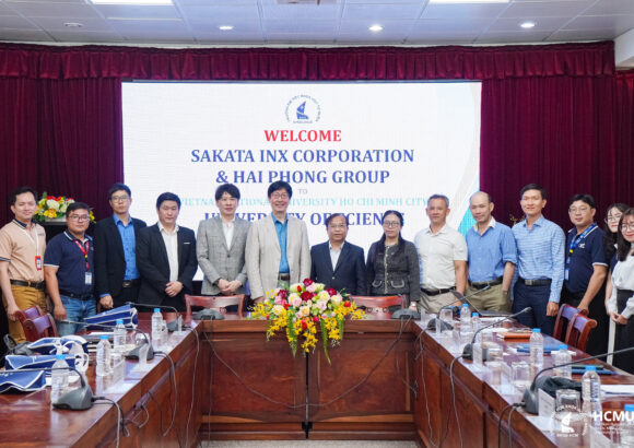 Trường Đại học Khoa học tự nhiên tiếp đoàn Tập đoàn Sakata INX và Công ty Hải Phong