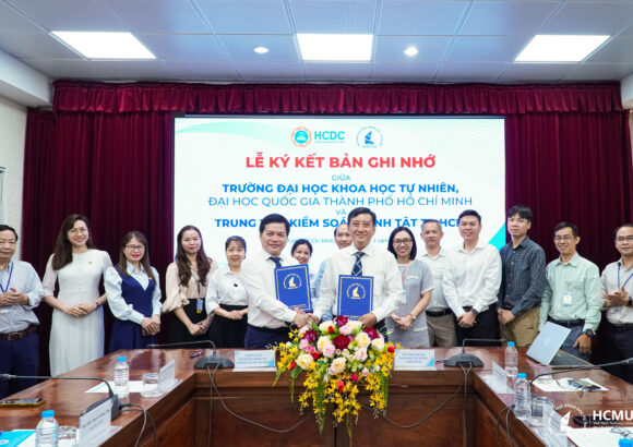 Lễ ký kết Biên bản ghi nhớ hợp tác giữa Trường Đại học Khoa học tự nhiên, ĐHQG-HCM và Trung tâm Kiểm soát bệnh tật TP.HCM (HCDC)