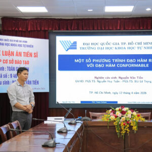 NCS Nguyễn Văn Tiến bảo vệ thành công luận án tiến sĩ ngành Toán giải tích