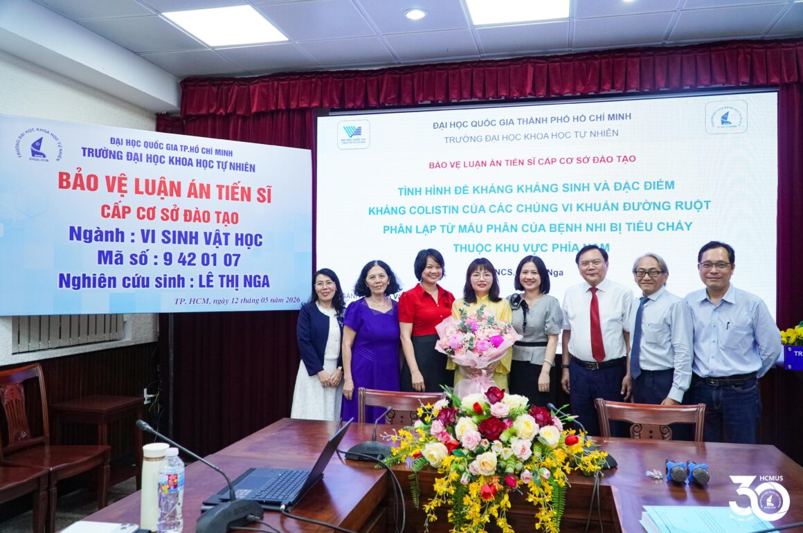 NCS Lê Thị Nga bảo vệ thành công luận án tiến sĩ về đề kháng kháng sinh ở vi khuẩn đường ruột trên trẻ em