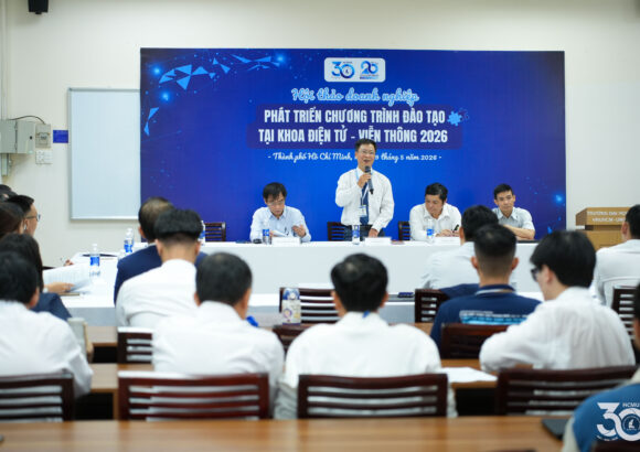 Phát triển chương trình đào tạo tại Khoa Điện tử – Viễn thông  thông qua đối thoại trực tiếp với doanh nghiệp