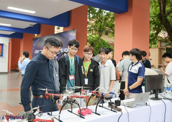 Kết nối nghiên cứu, đào tạo và doanh nghiệp trong lĩnh vực robot – tự động hóa