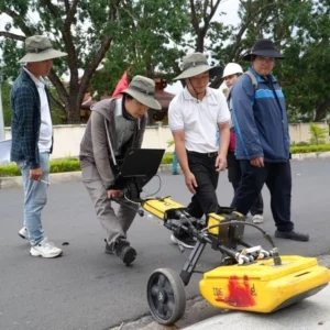 Chuyen-gia-Dai-hoc-Khoa-hoc-tu-8503-2731-1780576050 Chuyên gia vật lý địa cầu tìm dấu vết mộ tập thể liệt sĩ ở Quảng Ngãi
