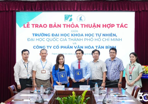 Trường Đại học Khoa học tự nhiên, ĐHQG-HCM ký kết biên bản ghi nhớ hợp tác cùng Công ty Cổ phần Văn Hóa Tân Bình (ALTA Group)