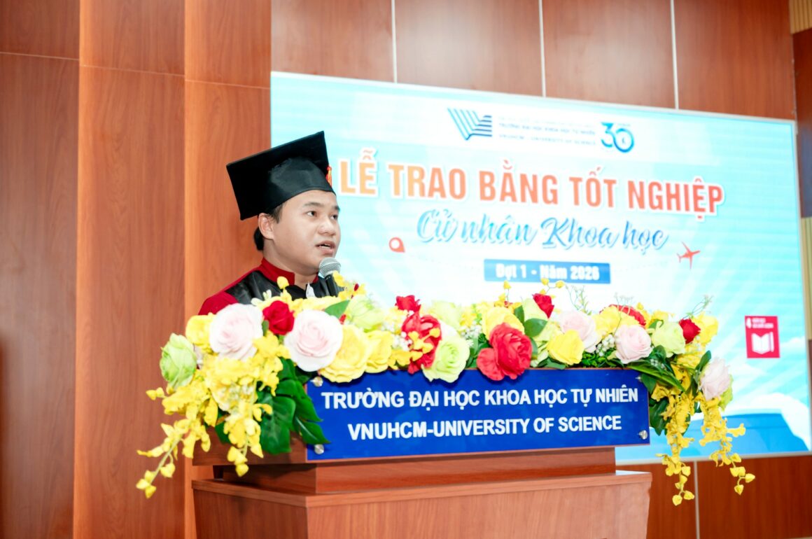 Nam sinh tốt nghiệp xuất sắc ngành Toán học: Theo đuổi vẻ đẹp của Toán học bằng tinh thần không ngừng khám phá