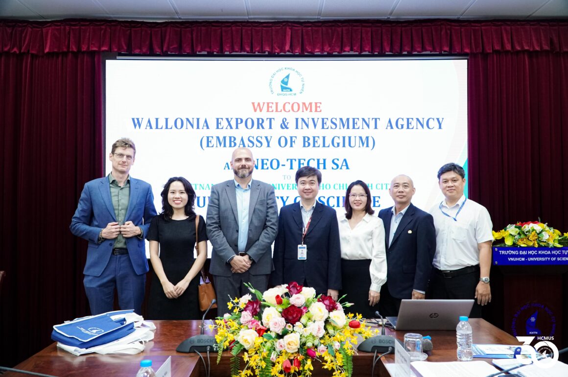 Trường Đại học Khoa học tự nhiên, ĐHQG-HCM làm việc với Wallonia Export & Investment Agency (Embassy of Belgium) và Neo-Tech SA (Bỉ)