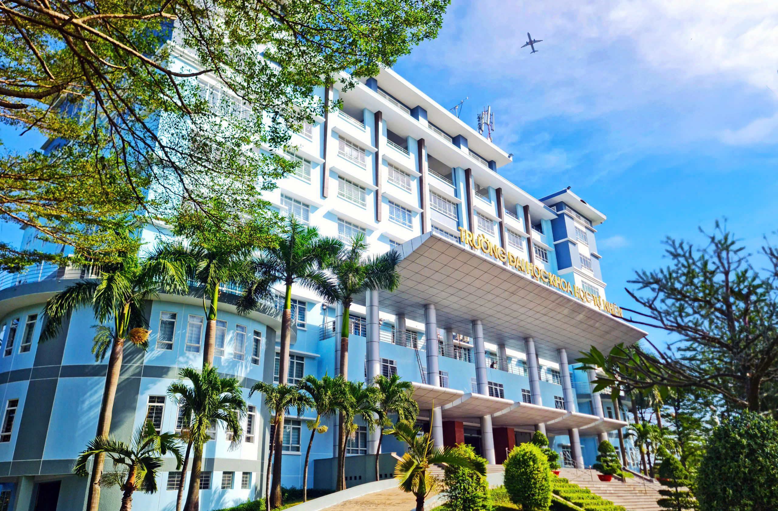 Trường Đại học Khoa học tự nhiên, ĐHQG-HCM công bố danh mục các ngành đào tạo đại học dự kiến được hưởng học bổng theo Nghị định 179