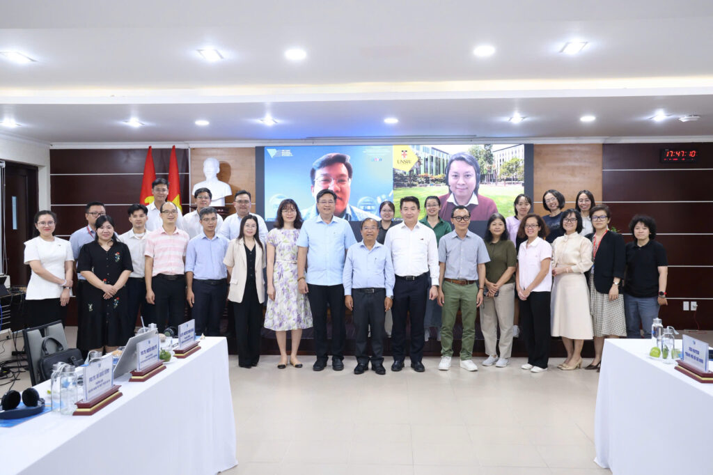 Đề xuất thành lập Trung tâm Vaccine và Công nghệ Miễn dịch ĐHQG-HCM, hướng tới trung tâm nghiên cứu hàng đầu Đông Nam Á