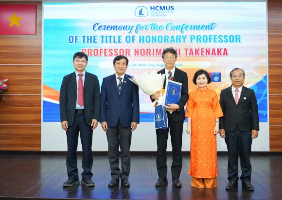 Trường Đại học Khoa học tự nhiên phong tặng danh hiệu Giáo sư danh dự cho GS.TS. Norimichi Takenaka