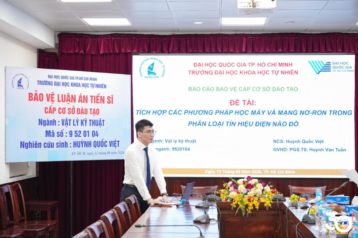 NCS. Huỳnh Quốc Việt bảo vệ thành công luận án tiến sĩ ngành Vật lý kỹ thuật về phân loại tín hiệu điện não đồ