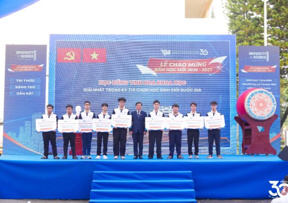 222 giải học sinh giỏi, khoa học kỹ thuật quốc gia hội tụ tại khóa tân sinh viên Trường ĐH Khoa học tự nhiên