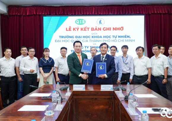 Ký kết Bản ghi nhớ hợp tác đào tạo giữa Trường Đại học Khoa học tự nhiên và Công ty Q.I.S