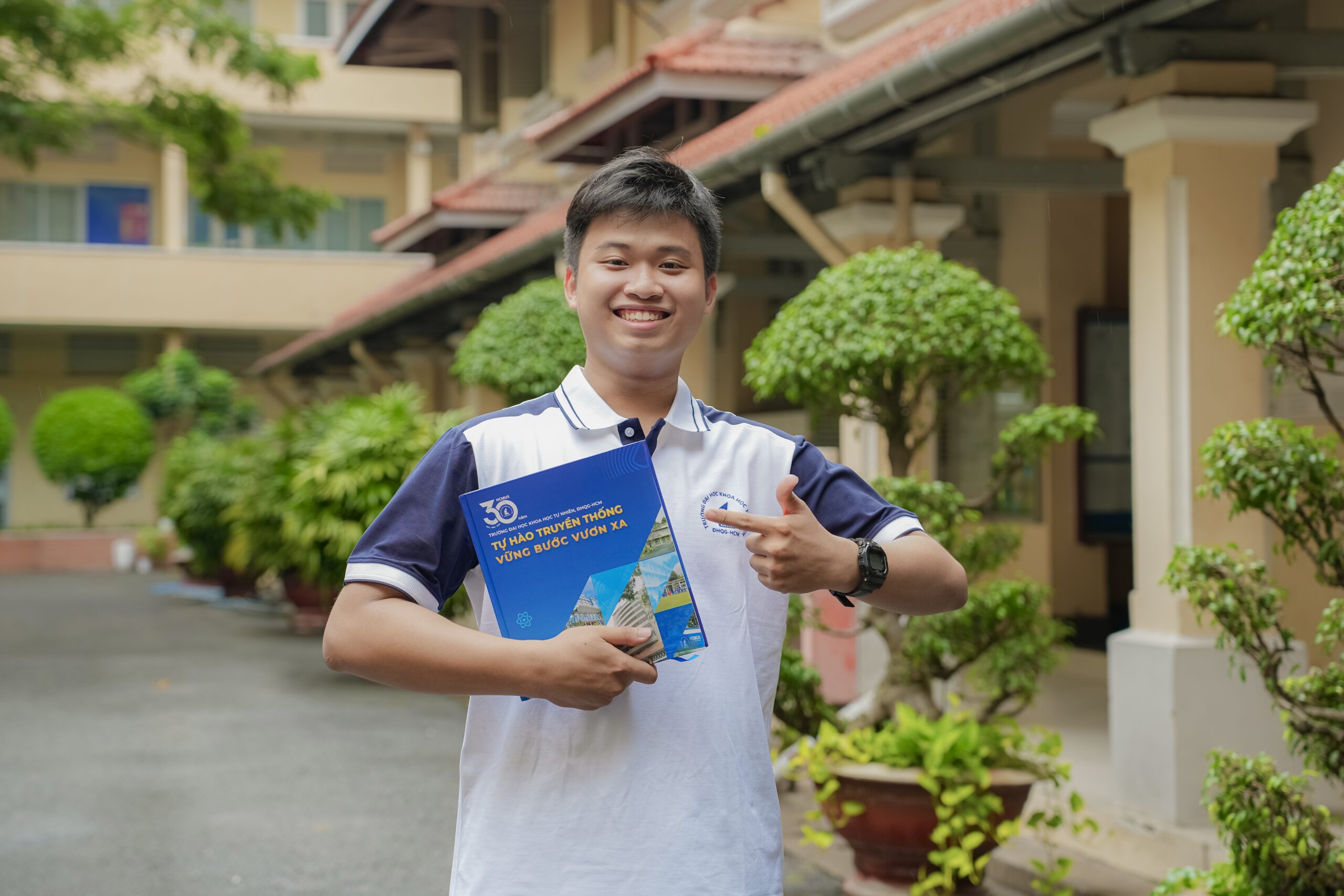 Thủ khoa 1.139 điểm Đánh giá năng lực ĐHQG-HCM trở thành tân sinh viên ngành Khoa học máy tính tại Trường ĐH Khoa học tự nhiên