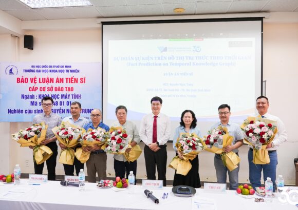 NCS. Nguyễn Ngọc Trung bảo vệ thành công luận án tiến sĩ về dự đoán sự kiện trên đồ thị tri thức thời gian
