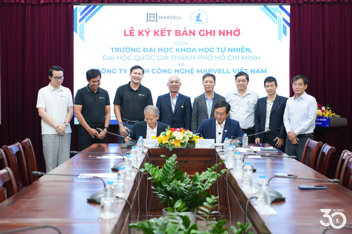 P4T00090 Trường Đại học Khoa học tự nhiên và Marvell Việt Nam hợp tác đào tạo chuyên sâu về thiết kế IC tốc độ cao cho hạ tầng dữ liệu AI
