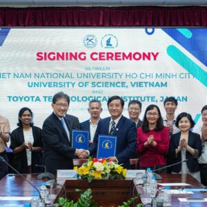 Trường Đại học Khoa học tự nhiên, ĐHQG-HCM gia hạn thỏa thuận hợp tác với Viện Công nghệ Toyota, Nhật Bản