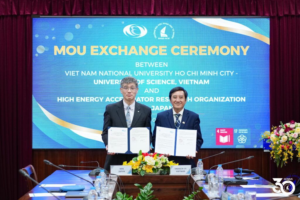 Trường Đại học Khoa học tự nhiên, ĐHQG-HCM ký kết MoU với The High Energy Accelerator Research Organization (KEK)