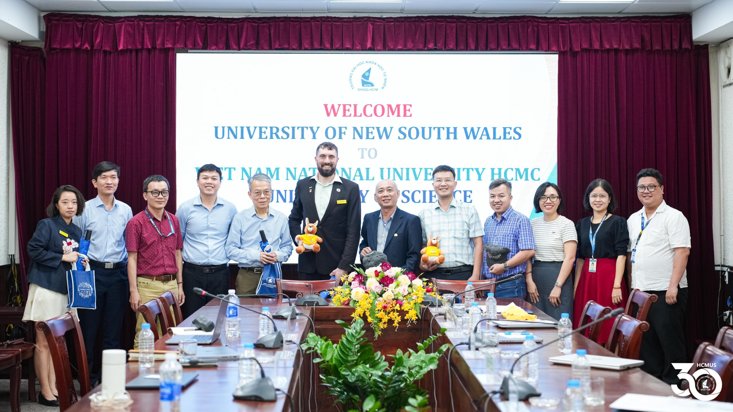 Trường Đại học Khoa học tự nhiên trao đổi cơ hội hợp tác với UNSW Sydney (Australia)